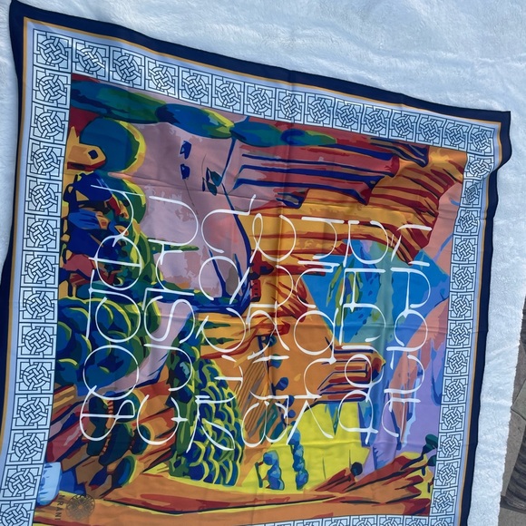 Armenian Alphabet Scarf ( New) - Picture 3 of 3